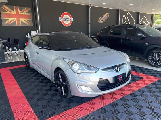 HYUNDAI VELOSTER 1.6 16V GASOLINA 3P AUTOMÁTICO HYUNDAI VELOSTER 1.6 16V GASOLINA 3P AUTOMÁTICO